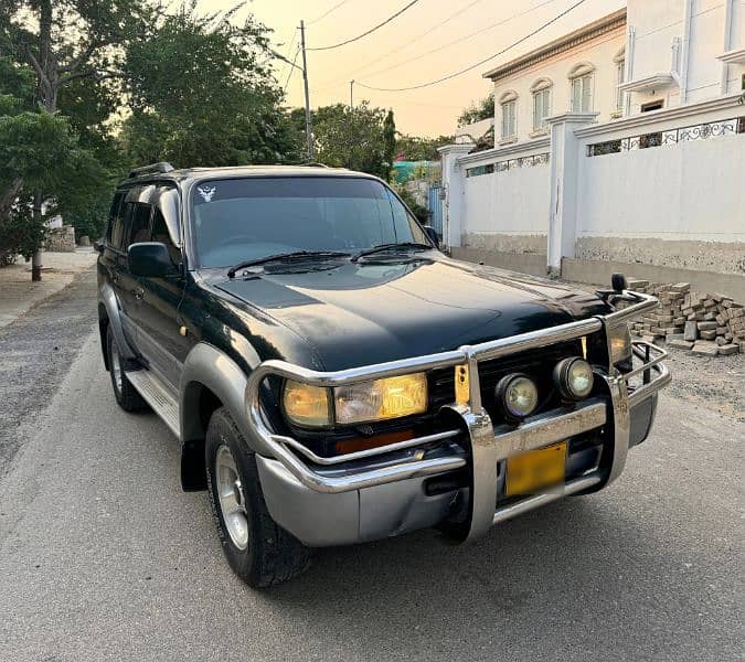 Toyota Land Cruiser 1990 / 2014 Automatic Sunroof 4500cc Petrol 4x4 1