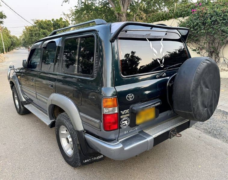 Toyota Land Cruiser 1990 / 2014 Automatic Sunroof 4500cc Petrol 4x4 3