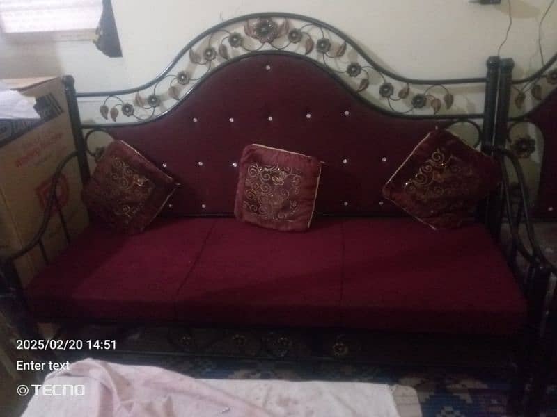 Sofa set 0
