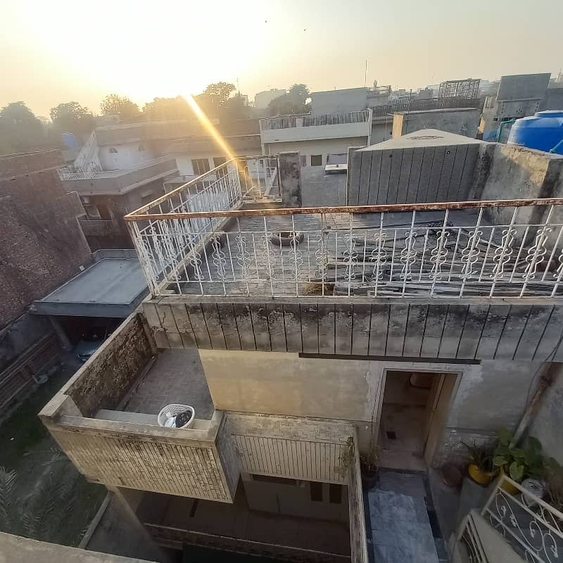 Dubai Real Estate Offer 7 Marly 139 sft Rigestry Moqa Taqriban 8 Marly Tripple Story House For Sale At Garhi Shahu Habibullah Road 16