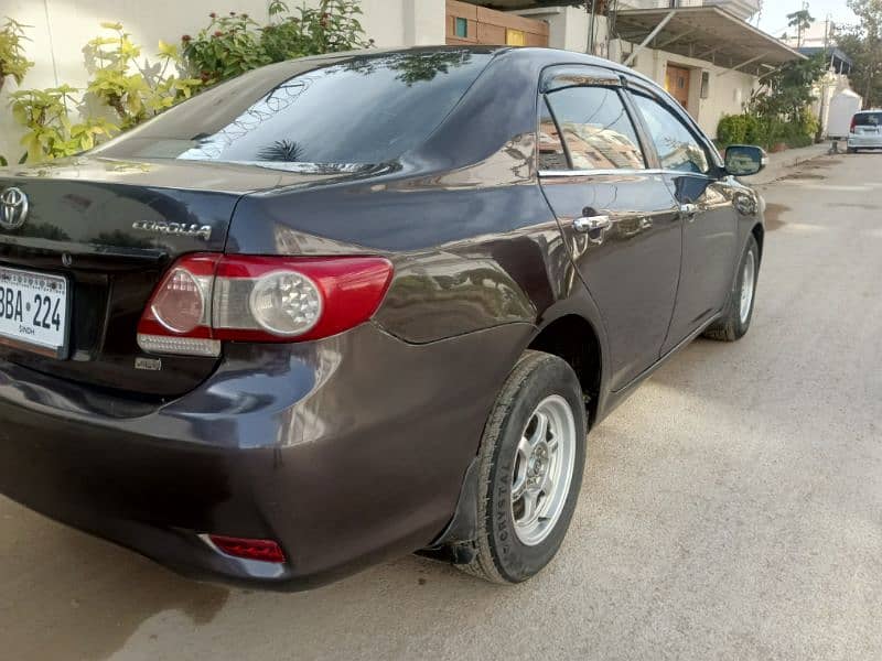 Toyota Corolla XLI Limited Edition 2014 5