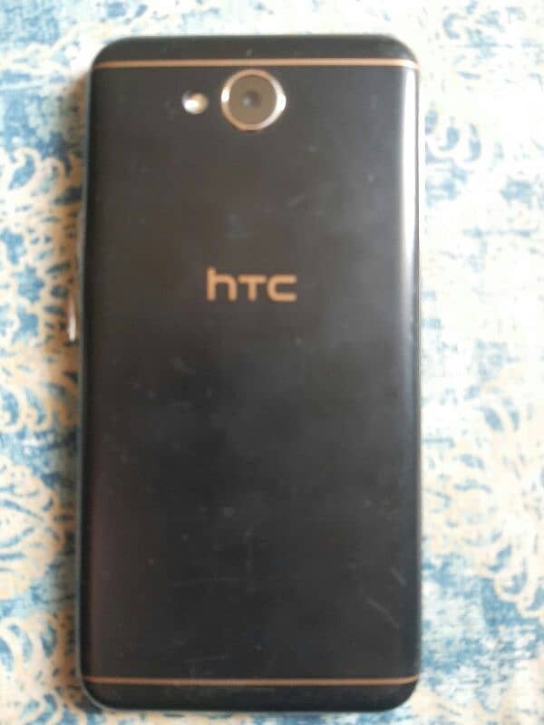 HTC desire 10 compect for sale 1