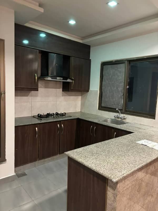 Modern 3-Bedroom Unfurnished Apartment Available in Qurtuba Heights, E-11 Islamabad 4