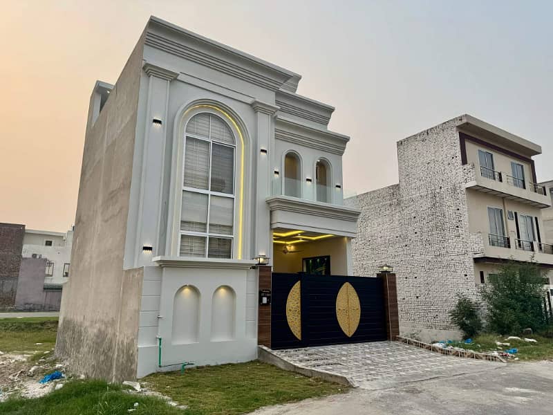 5 Mrla Brand New House for sale Citi Housing Gujranwala 17