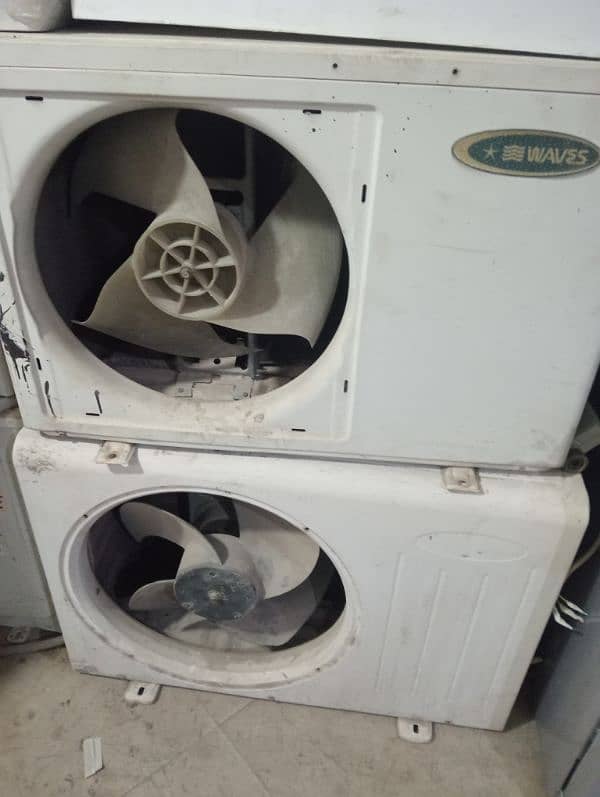 4 wall mounted good condition AC 0