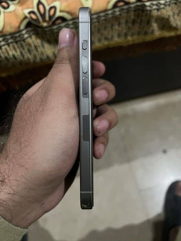 iphone 15 pro 256 2