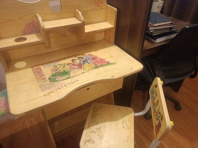 kids study table 0