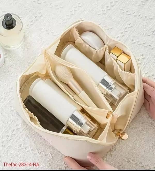 portable cosmetics organizers 7