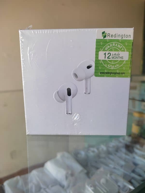 Earphone (2nd generation 0