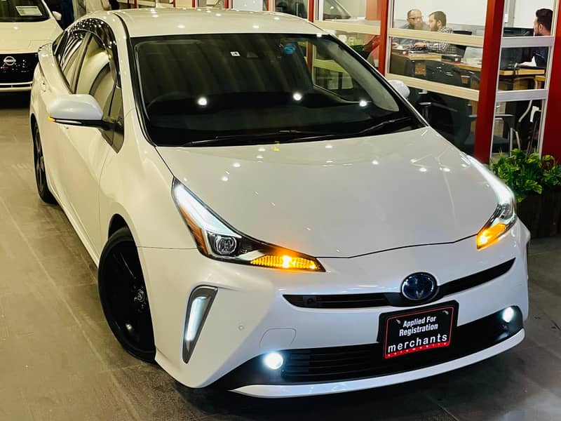 Toyota Prius 2021 S Touring Selection 1