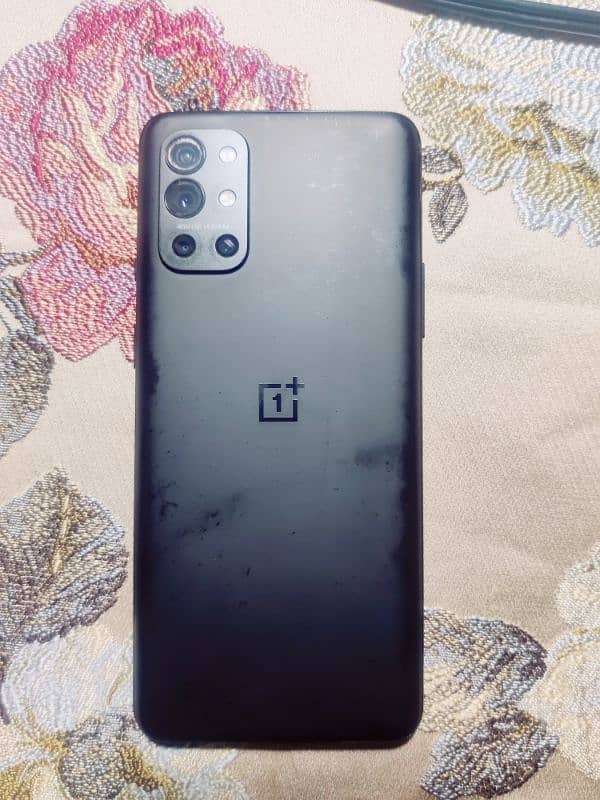 OnePlus 9R 5G Display Line 3