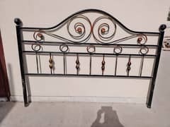 Complete Iron Double Bed (Without Mattress)