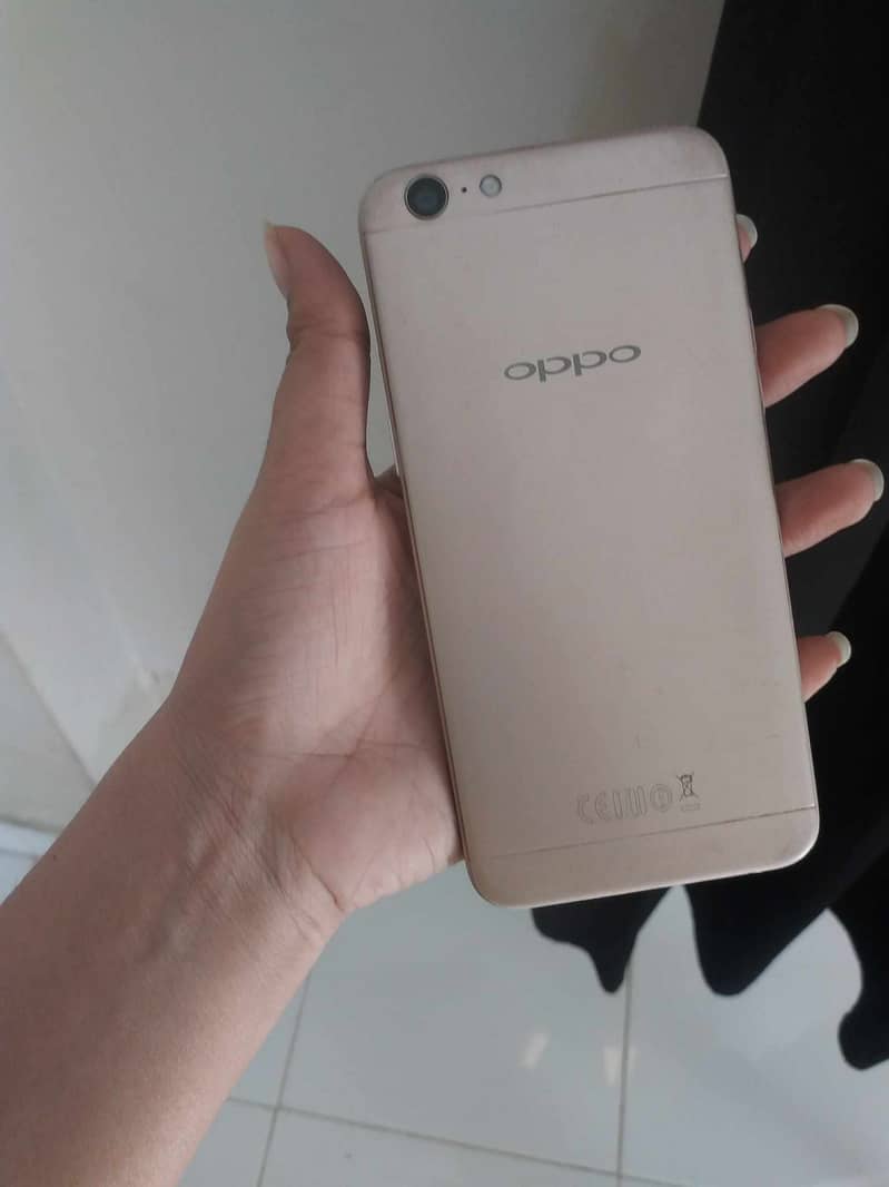 OPPO A57 5