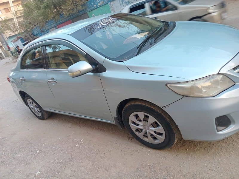 Toyota Corolla GLI 2013 5