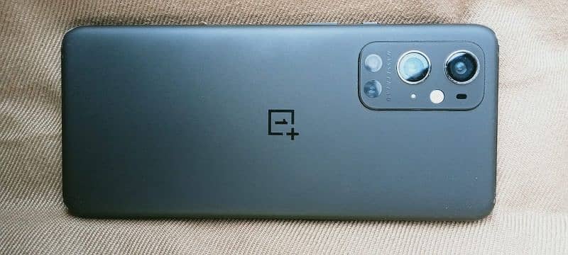 urgent sale OnePlus 9pro 12 /256 0