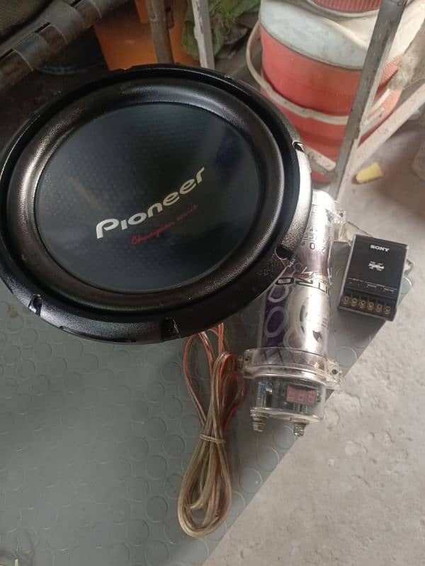 pioneer woofar 1