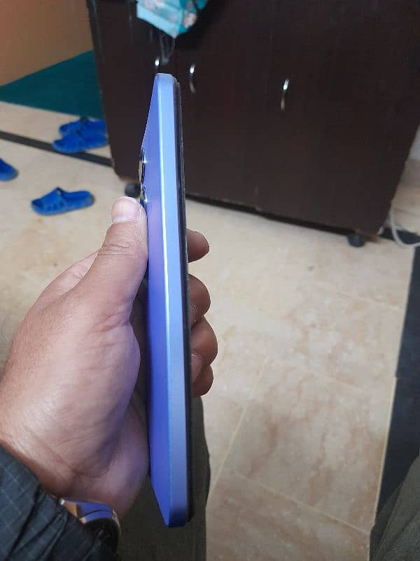 VIVO Y17S.   6+6  128GB 4