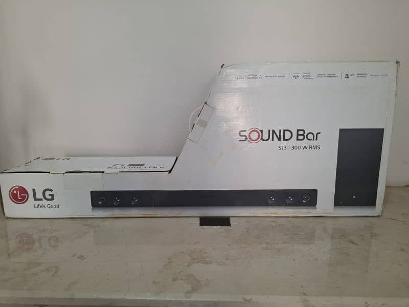 LG soundbar SJ3 with subwoofer 0