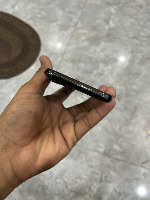 iphone 11 pro 512 gb FU non pta hk sim used 5