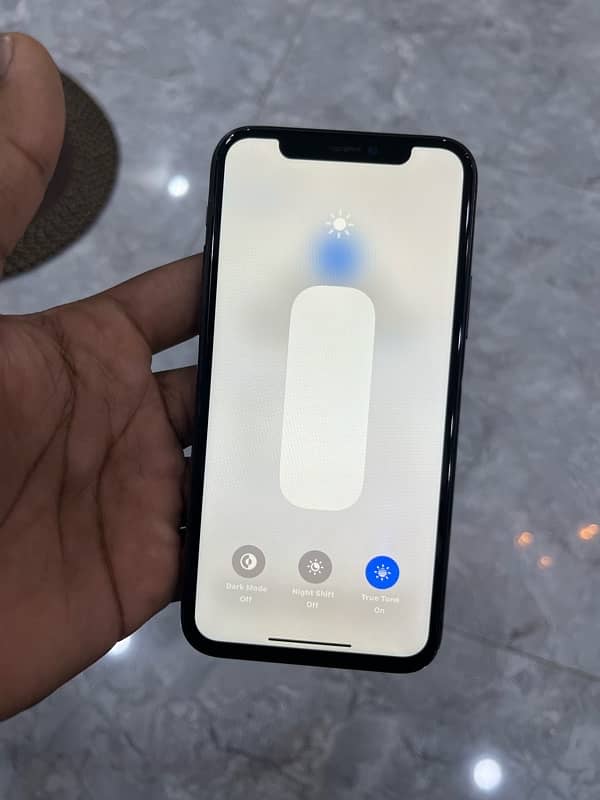 iphone 11 pro 512 gb FU non pta hk sim used 8