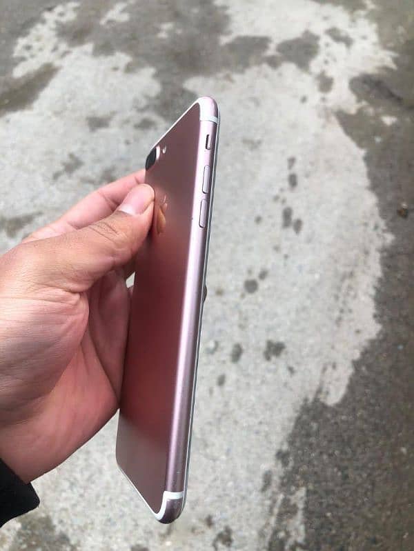 I phone 7 plus 128 gb pta aprou 4