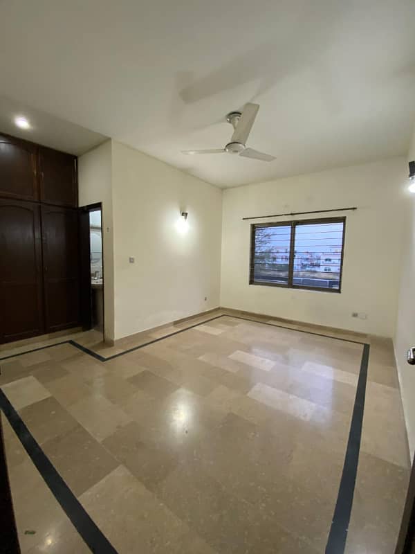 10 Marla Upper Portion For Rent In G 13 5