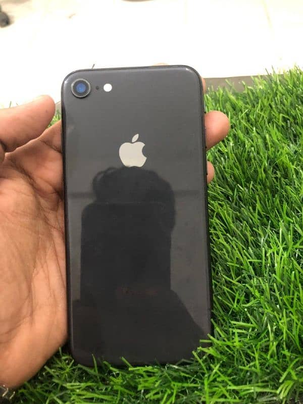 IPhone 8 64gb 0