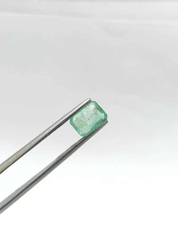 Natural Emerald Stone 2