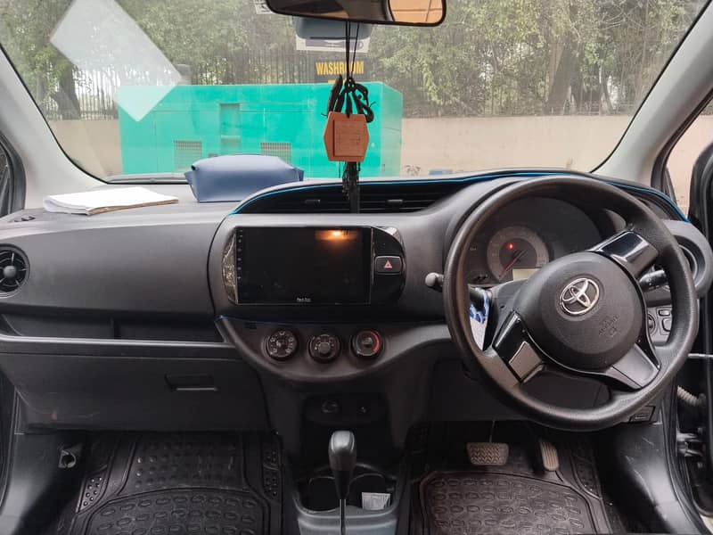 Toyota Vitz 2021 3