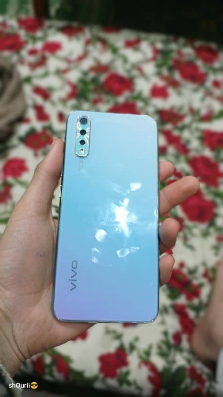 vivo s1 4/128 3