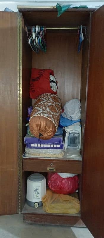 BED CUPBOARD AND SIDETABLES WITH MATTRESS AND PILLOW 0