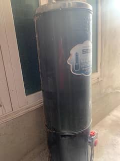 Full size geyser for sale