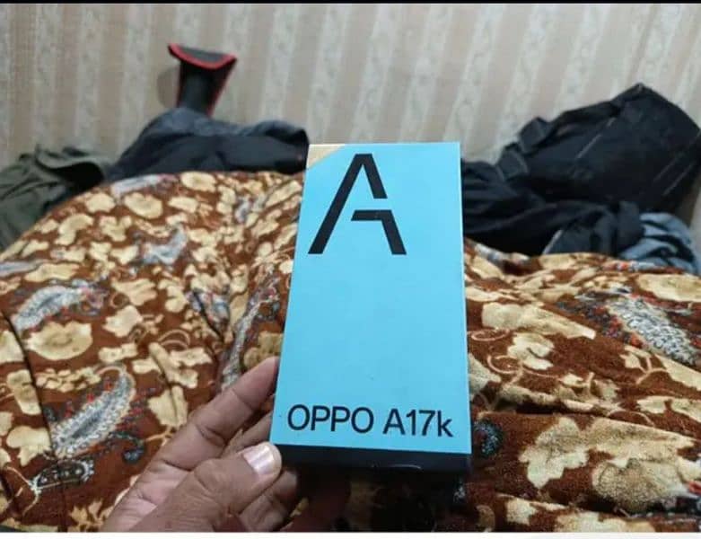 I am selling my phone oppo A17k 3+1gb 7