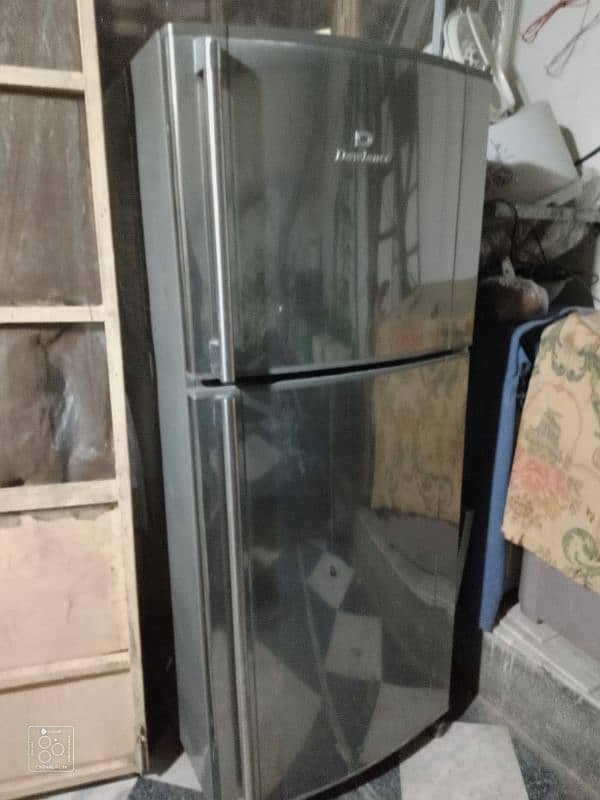 dawlance large size fridge 1