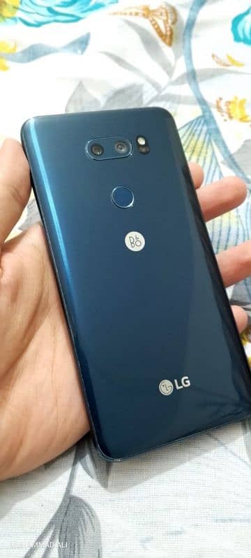 LG V30 ThinQ 4/64 10/9.8 Condition 5