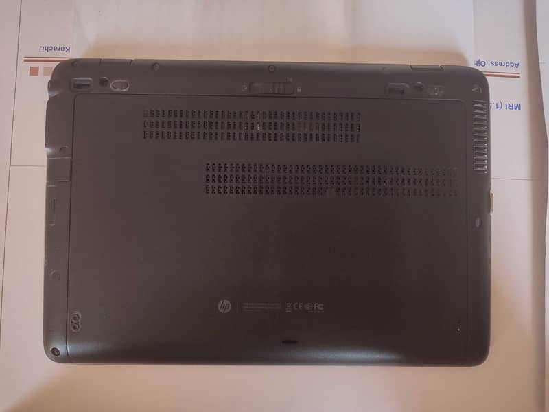 urgent sell Hp Elitebook 820 G1 core i5 4th generation 2