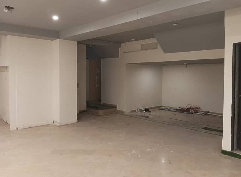 4 Marla Basment Office For Rent In DHA Phase 4,Block DD, Lahore. 1