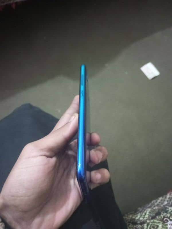 phone bilkul ok no open no repair granted y7prime 3gb 32 gb 2