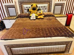 Bed set with spring mattress