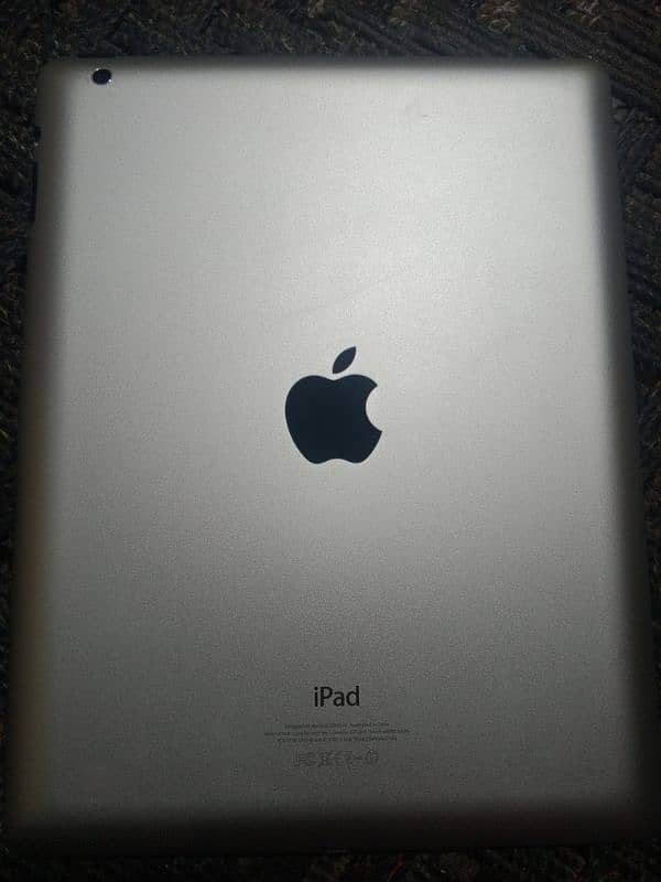 Apple I pad 4 generation Good Condition 0