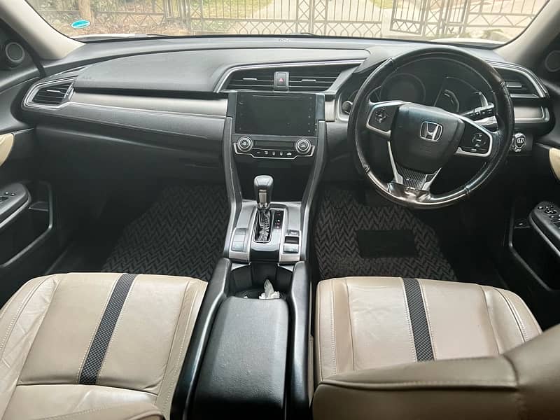 Honda Civic Oriel 2019 9