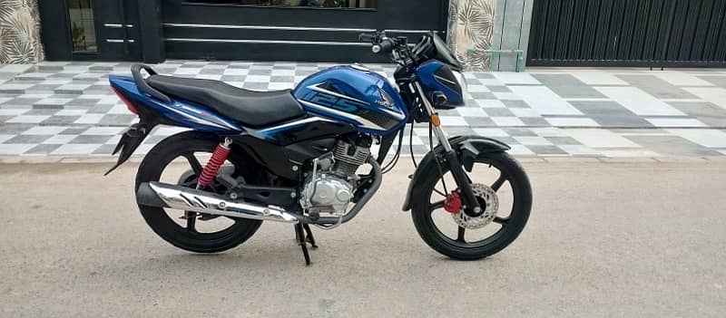 Honda cb125F  golden number 0