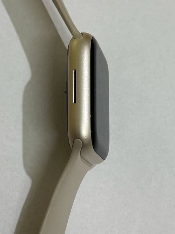 APPLE WATCH SERIES 7 4