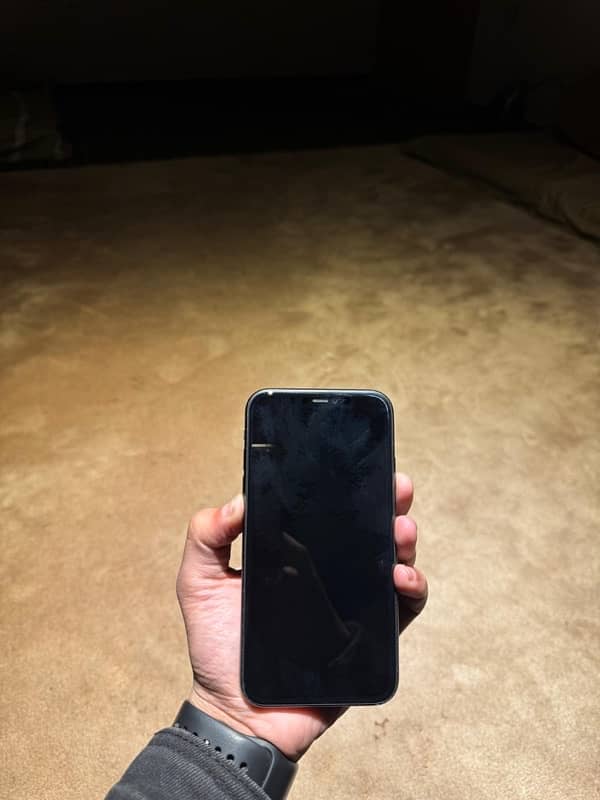 Iphone 11 256 Gb pta approved 1