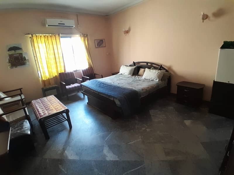 FURNISHED FLAT IN DHA PHASE 2 V BLOCK 0