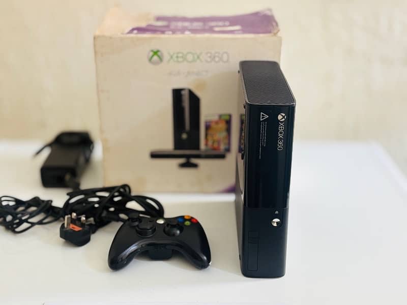 XBOX E SLIM (JTAG JAILBREAK) BOX ALL ASSESORIES GAME INSTALLED NEW 0