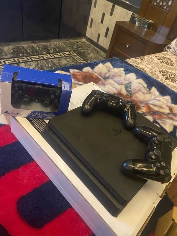 Ps4 slim 500 gb excellent condition with box 0