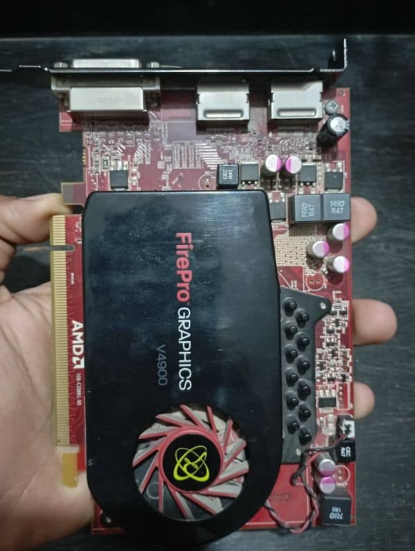 AMD FirePro V4900 0