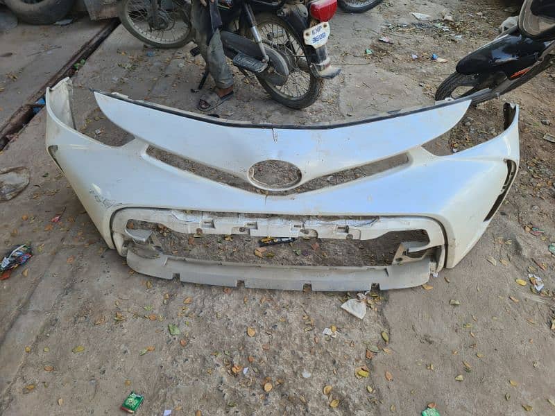 toyota prius alfa 2017 front bumper 2