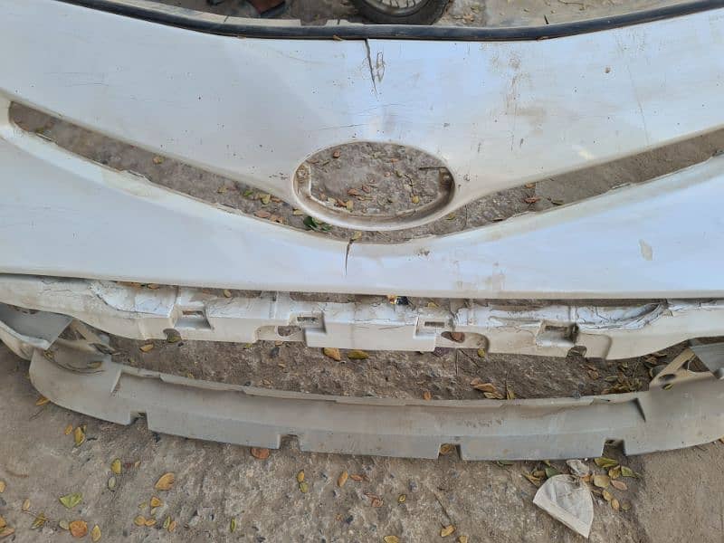 toyota prius alfa 2017 front bumper 4